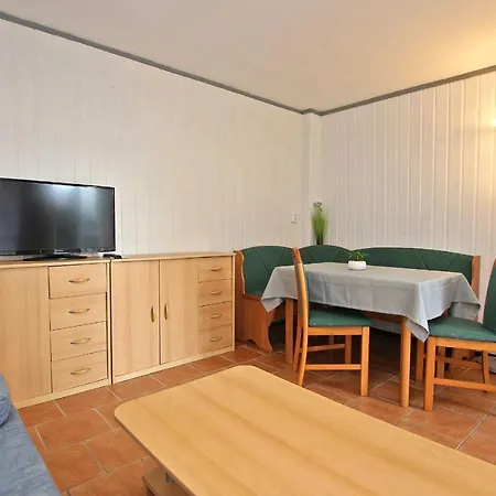 Holiday home Ferienhauser 10910