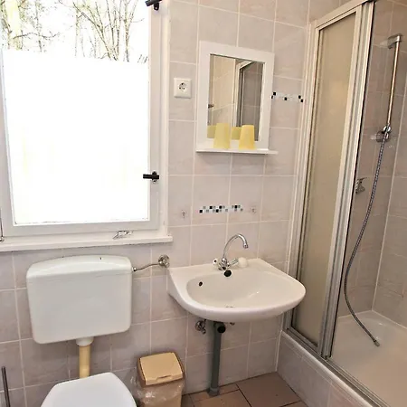 Holiday home Ferienhauser 10910 Warenthin